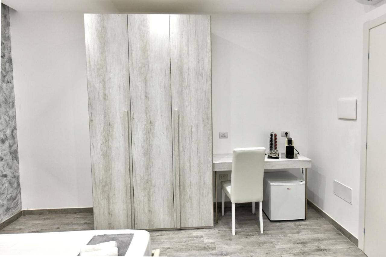 VL Central Room Olbia Esterno foto